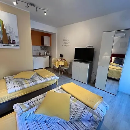 Titius Апартаменты Скрадин